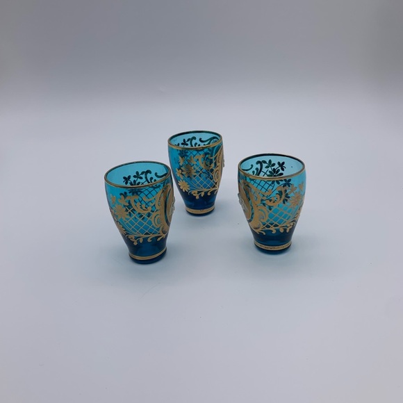 Vintage Set Of 3 Italian Murano Venetian Blue & Gold 2oz Shot Glasses Painted - Picture 3 of 8